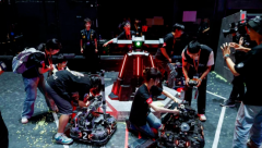 将空余名额给现场等待的不雅