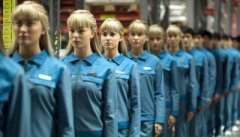 还能够向仆人发送电子邮件、上彀升级本人的法